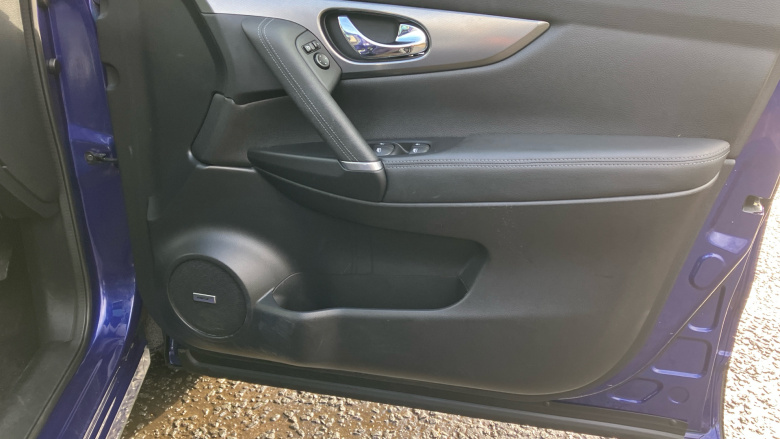 Nissan Qashqai 1.3 DiG-T Tekna 5dr Petrol Hatchback